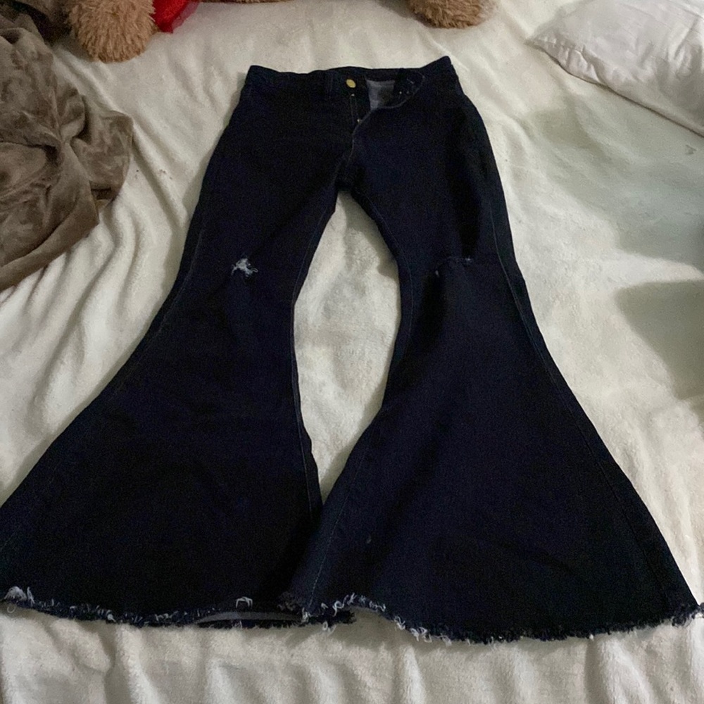 FLARE BLACK JEANS